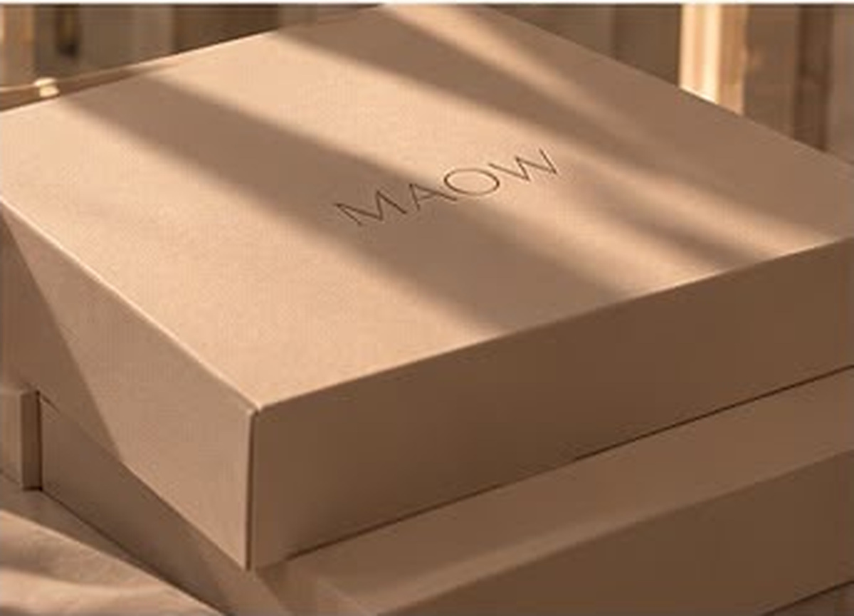 MAOW box